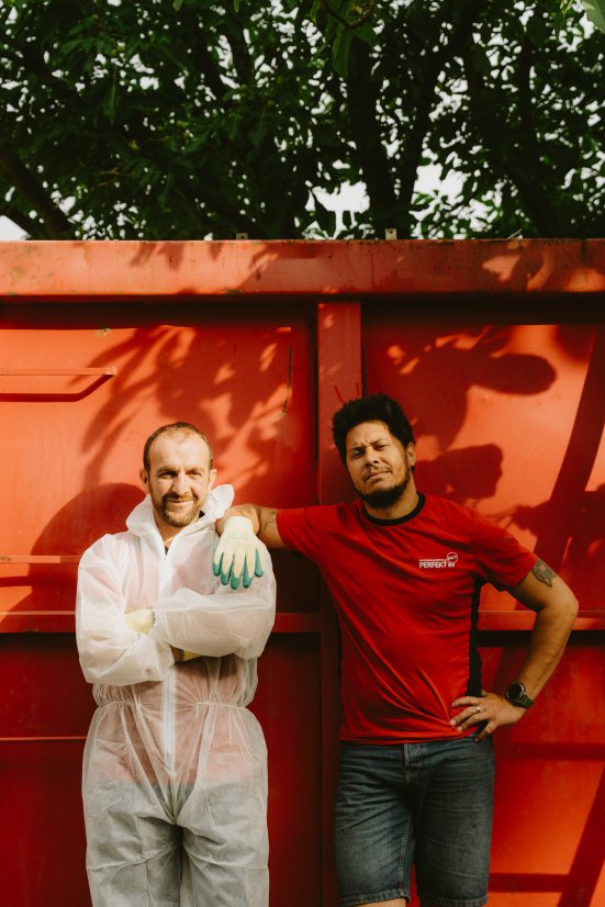 medewerkers droogijsstralen 